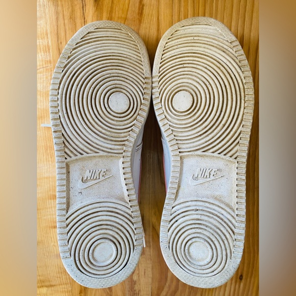 Nike Rose/Beige and White Sneakers - Picture 8 of 8